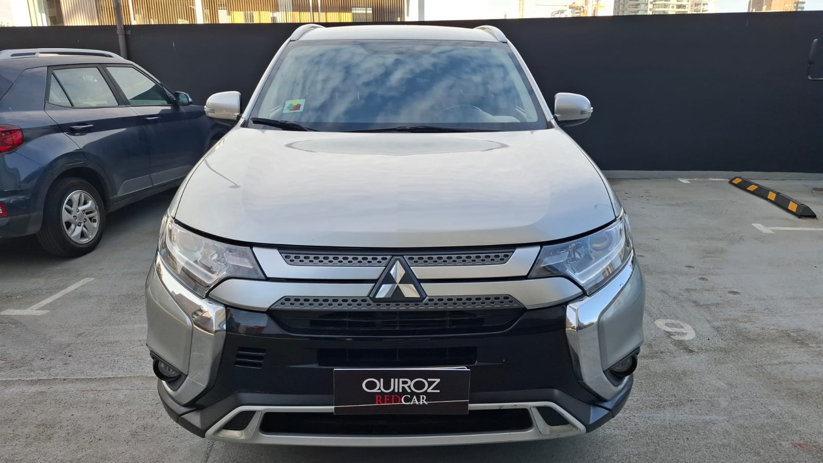 Mitsubishi Outlander — foto 5 de 18