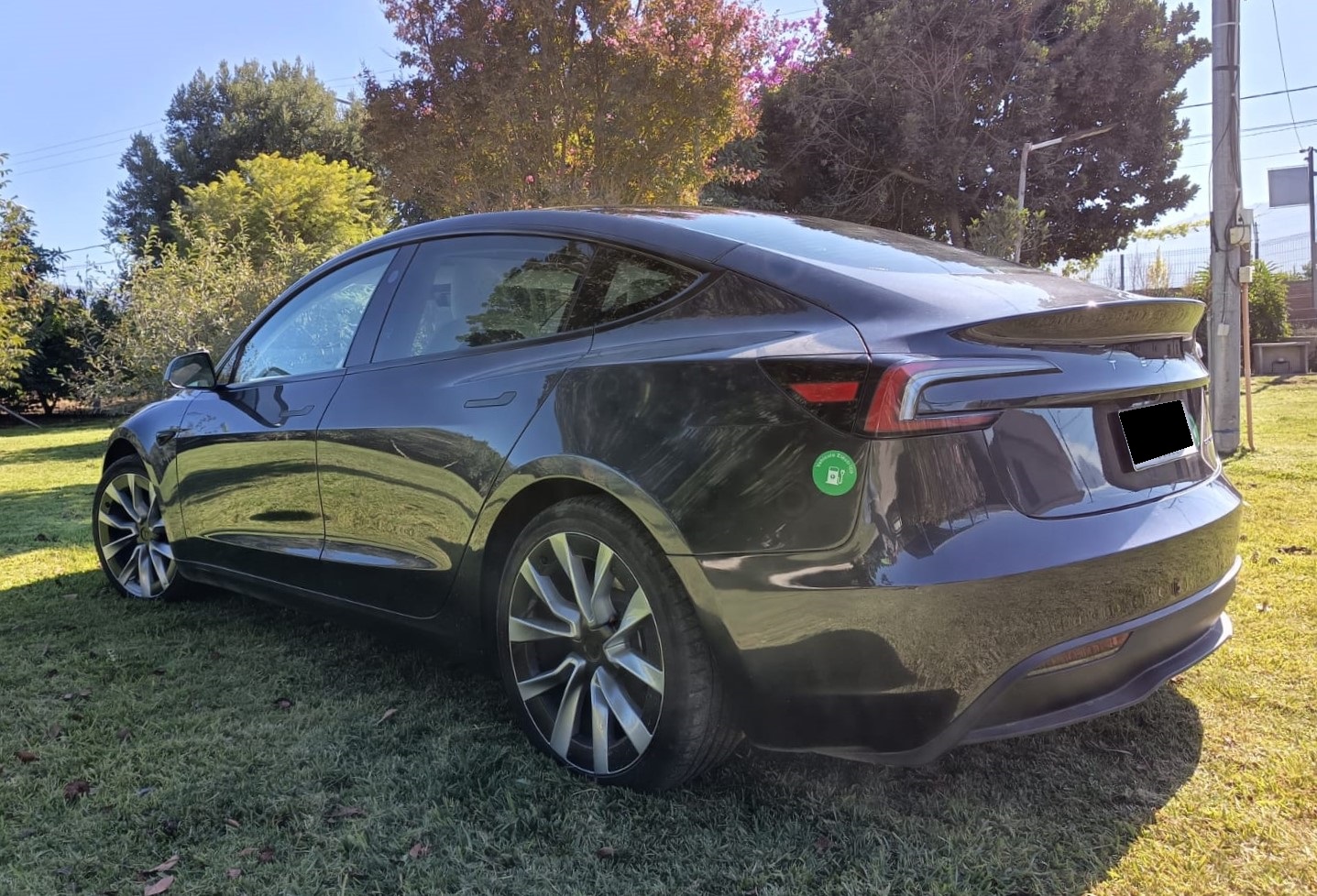 Tesla Model 3 Long Range — foto 4 de 11