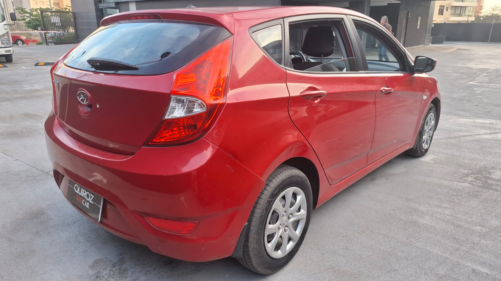 Hyundai Accent 1.4 Rb — foto 2 de 14