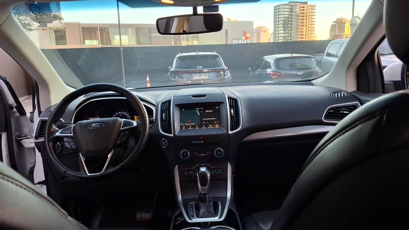 Ford Edge — foto 14 de 25
