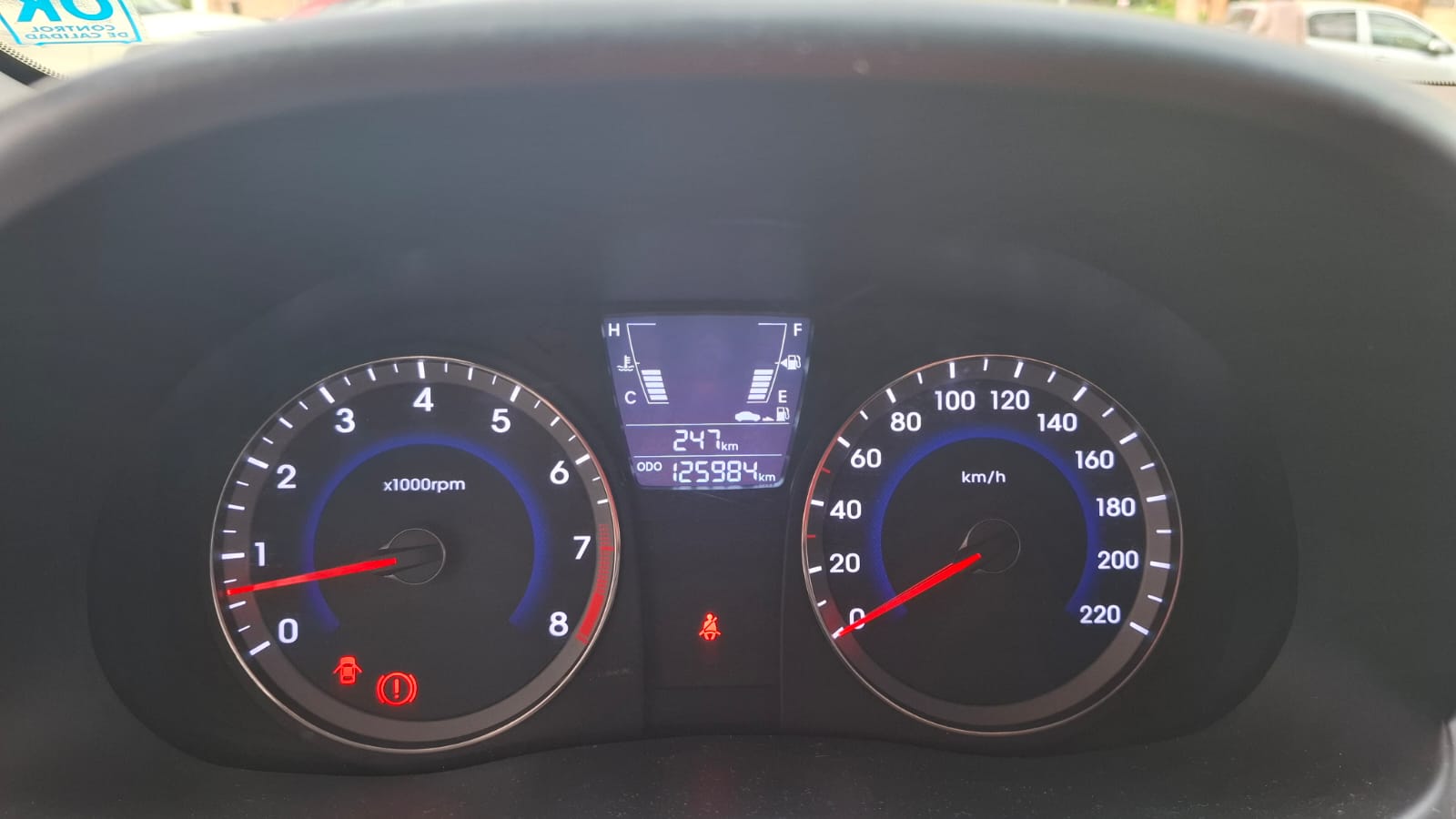 Hyundai Accent — foto 15 de 20