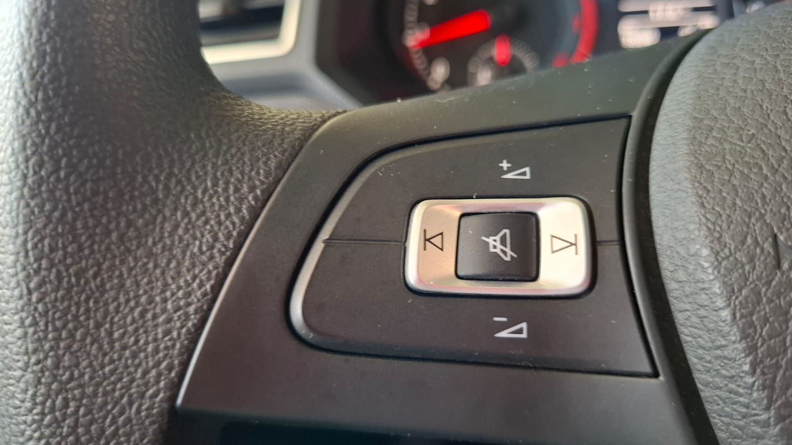 Volkswagen Gol Comfortline1.6 — foto 16 de 18