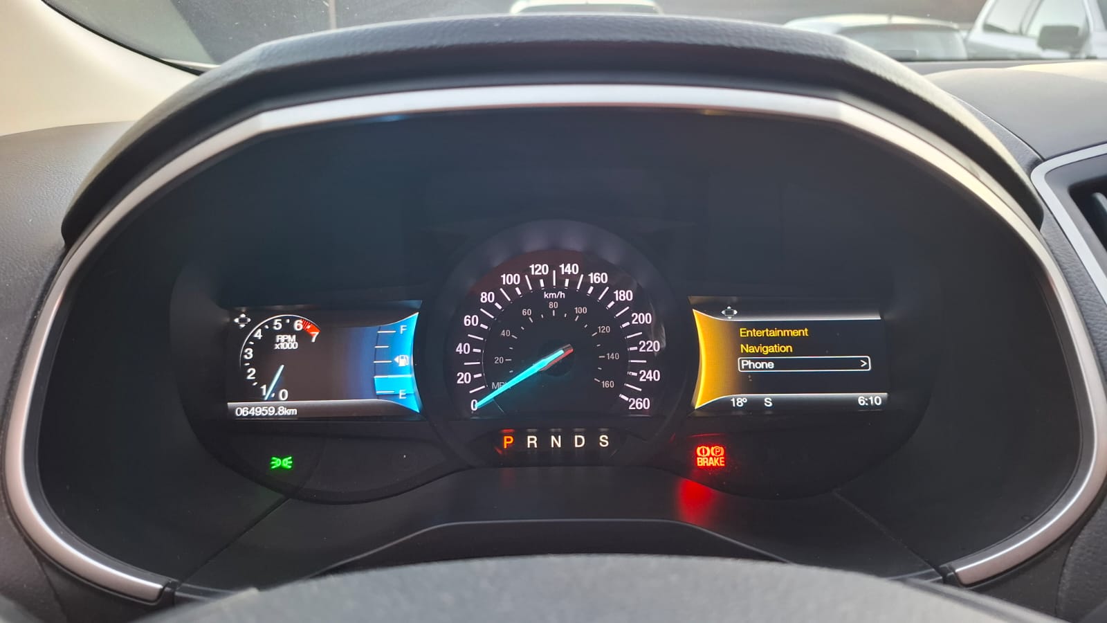 Ford Edge — foto 16 de 25