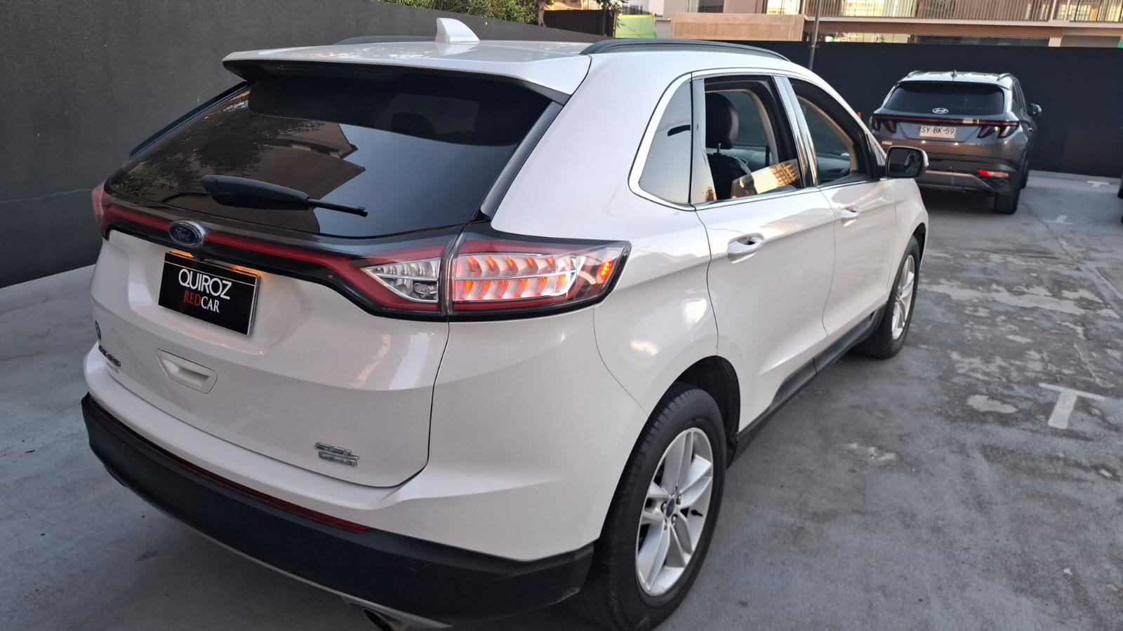 Ford Edge — foto 2 de 25