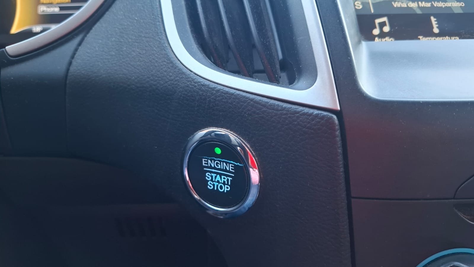 Ford Edge — foto 21 de 25