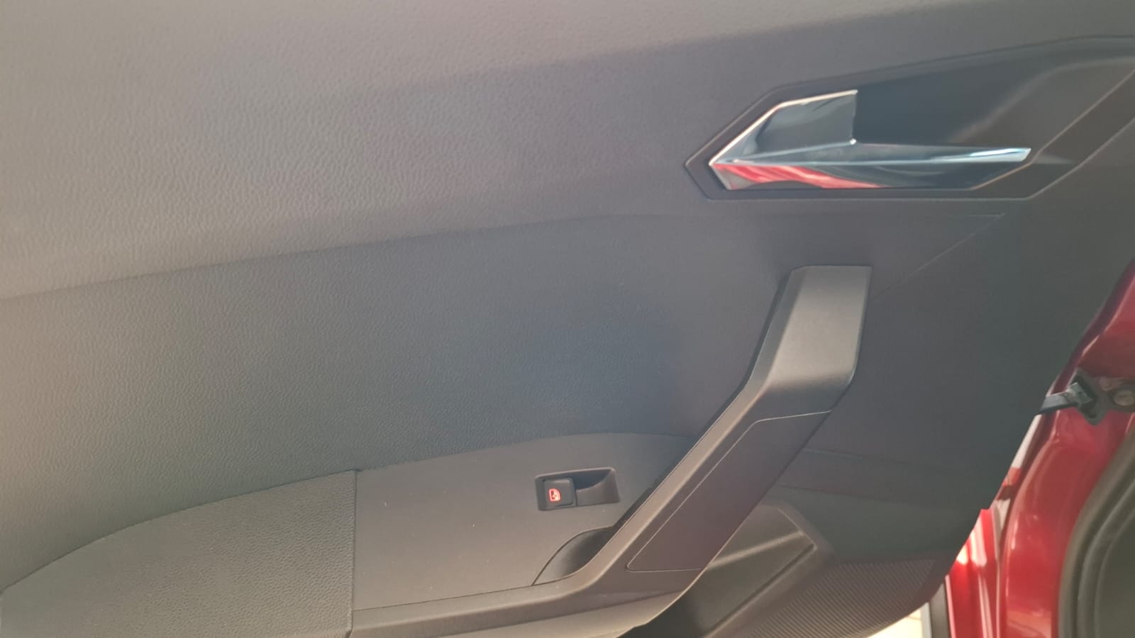 SEAT Arona — foto 11 de 21