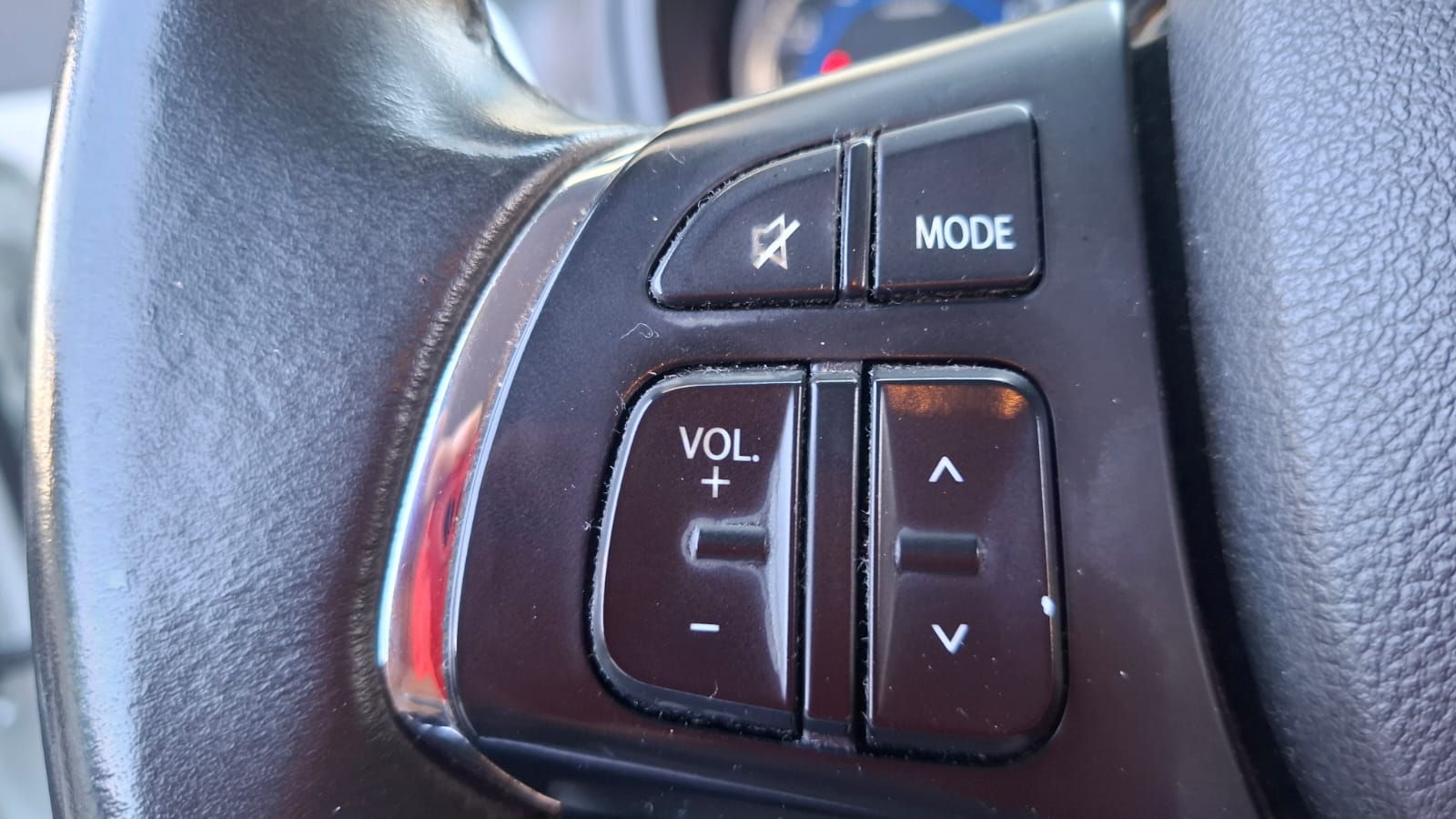 Suzuki Baleno — foto 16 de 18