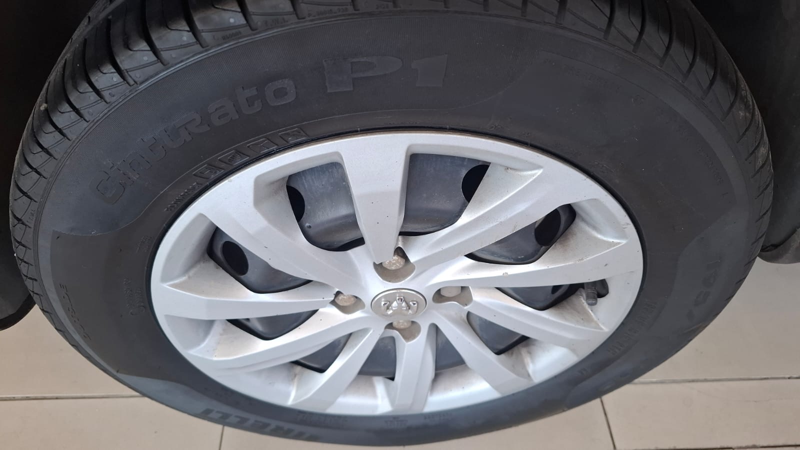 RAM 700 Slt Cs — foto 19 de 20